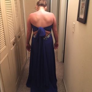 Gorgeous royal blue dress